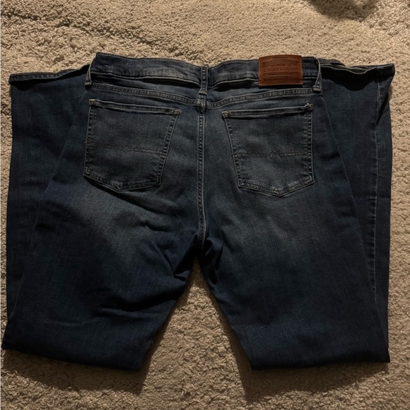 Lucky Brand Women's Indigo Straight Leg Jeans - Picture 3 of 4